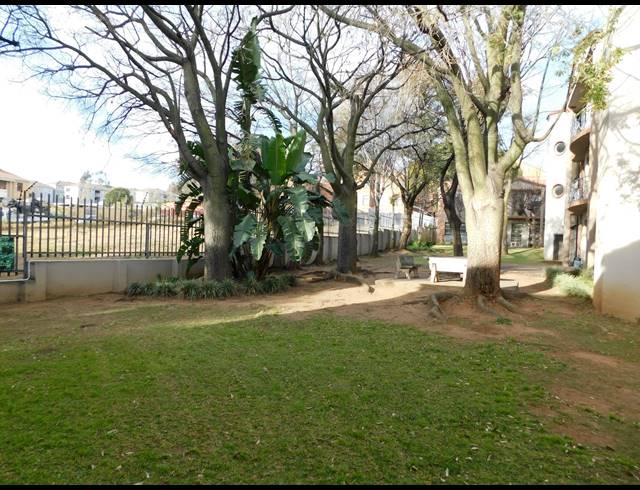 161M² OFFICE FOR SALE IN FERNDALE